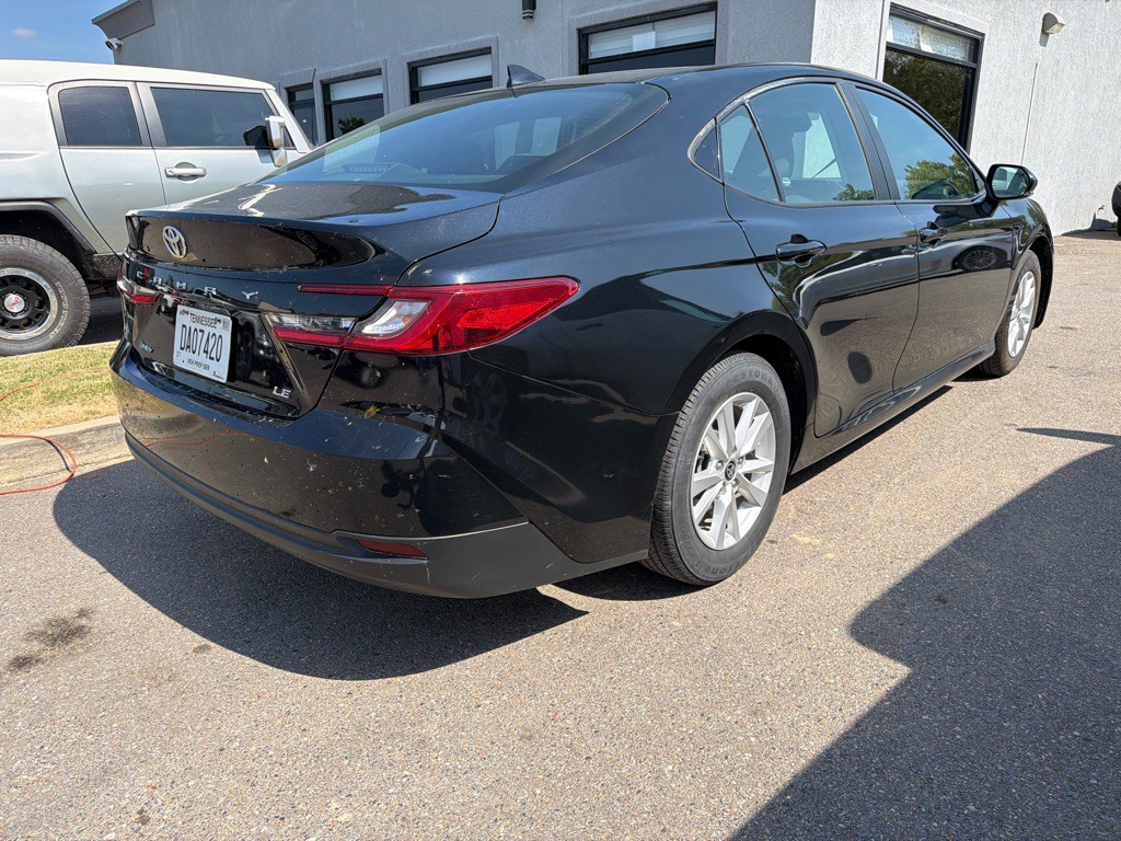 2025 Toyota Camry Image 4