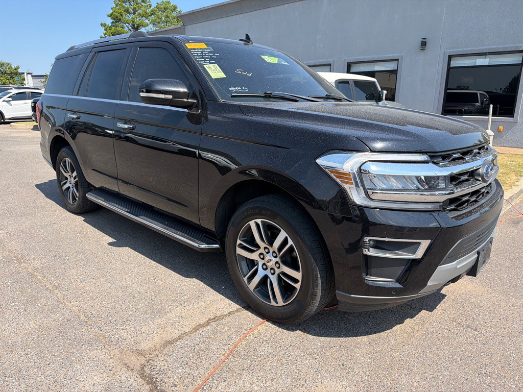 2023 Ford Expedition Image 3