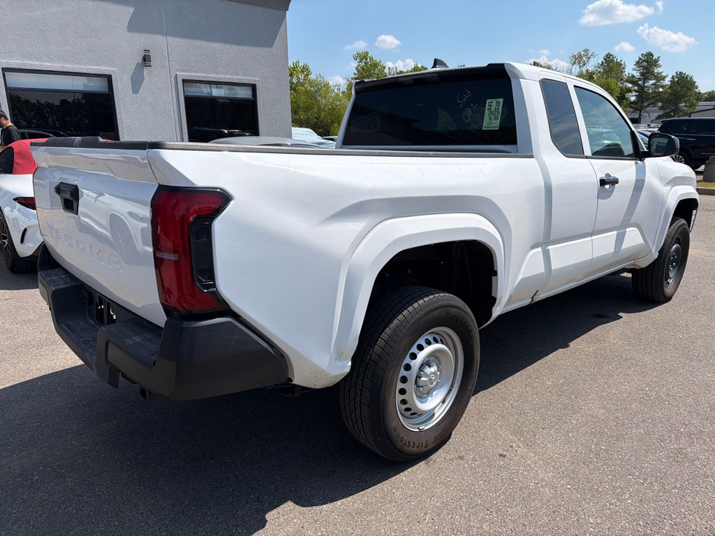 2025 Toyota Tacoma Image 4