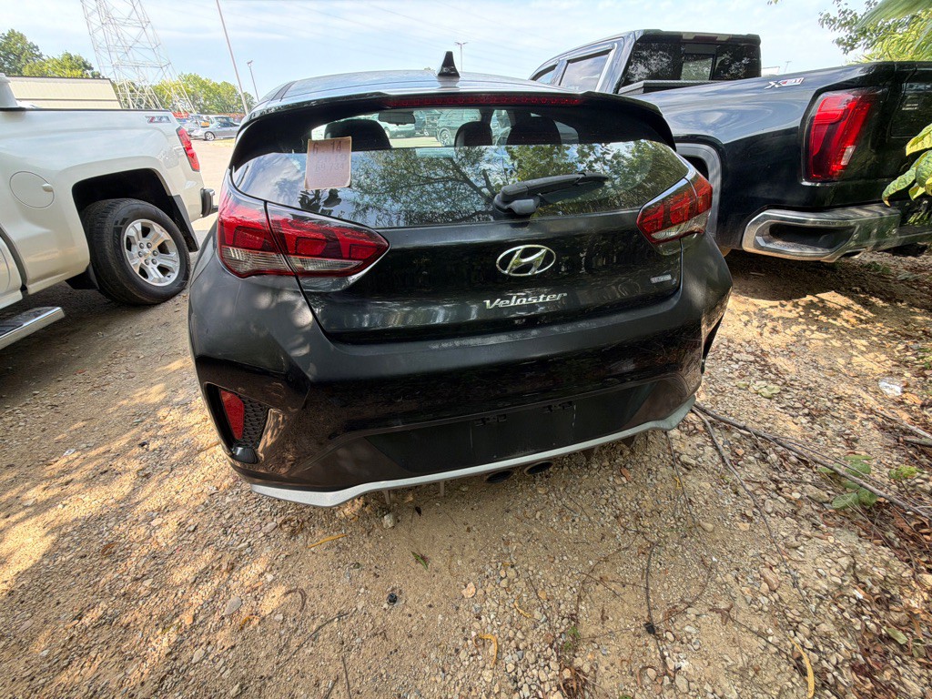 2019 Hyundai Veloster Image 7