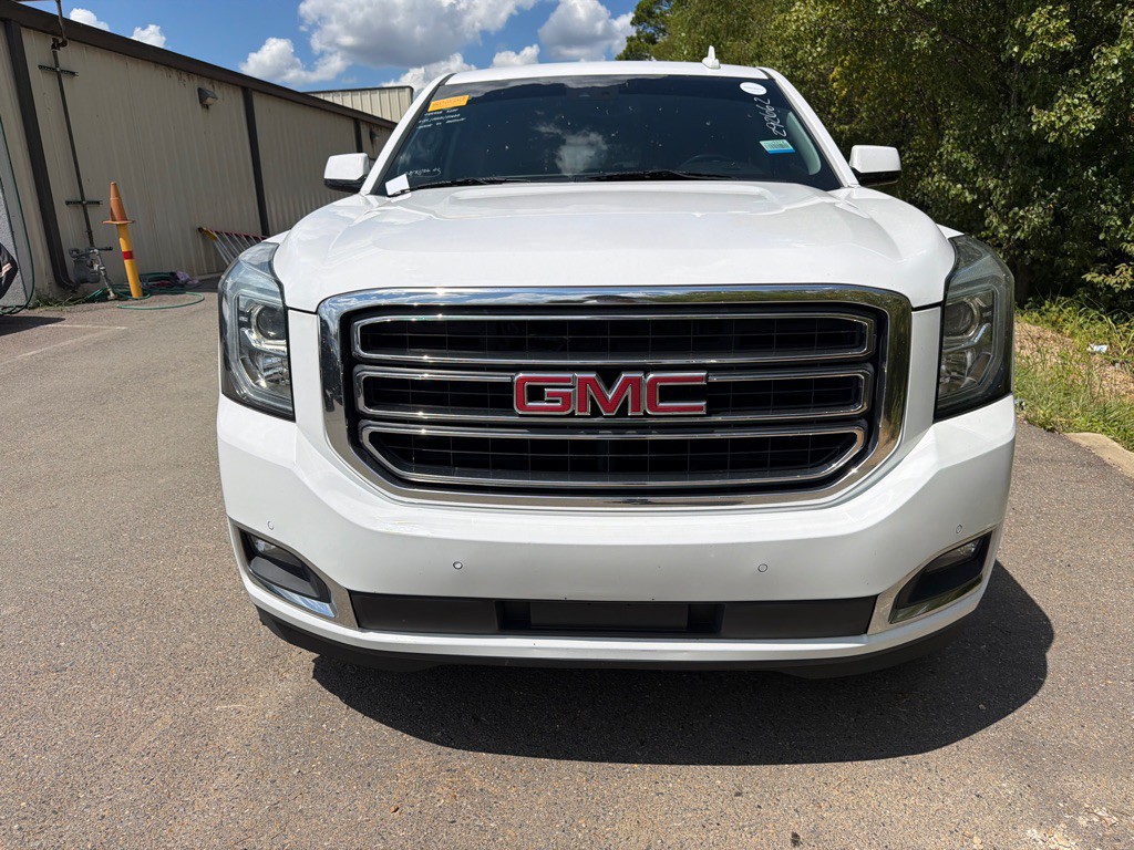 2020 GMC Yukon Image 2