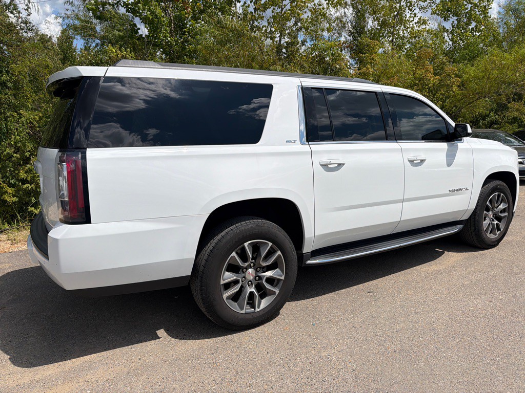 2020 GMC Yukon Image 4
