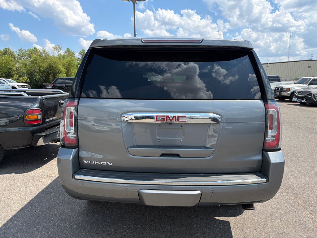 2019 GMC Yukon Image 5