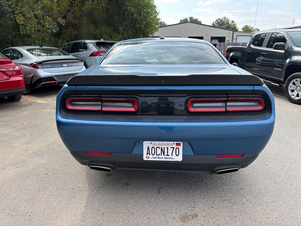 2022 Dodge Challenger Image 5