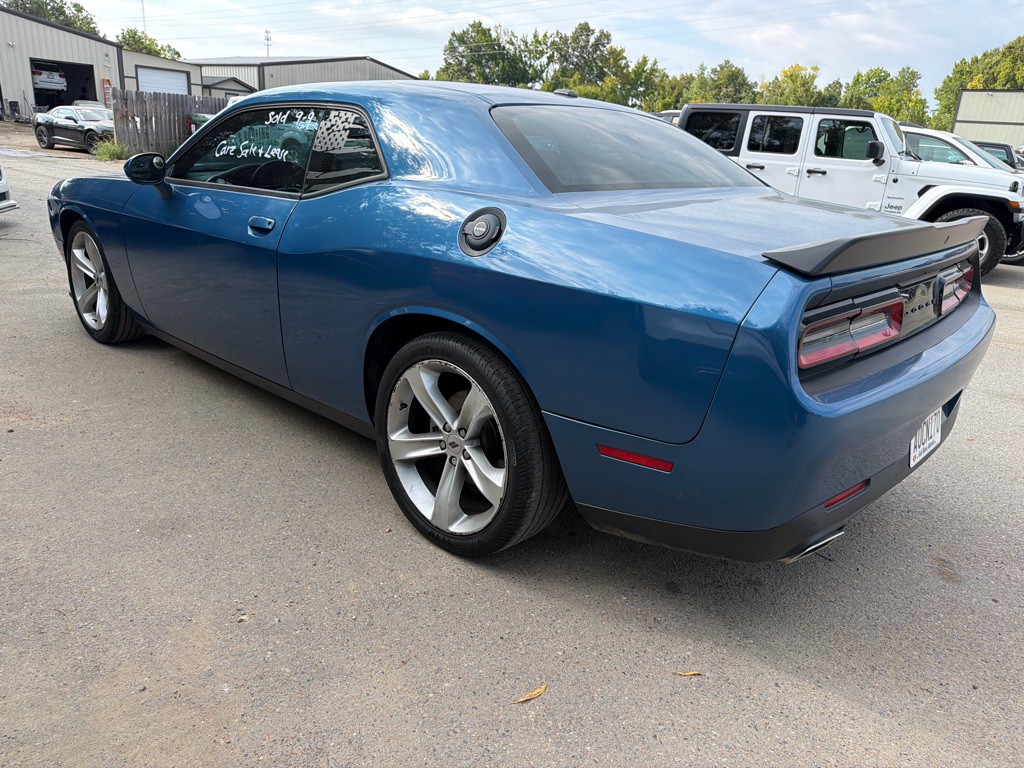 2022 Dodge Challenger Image 6