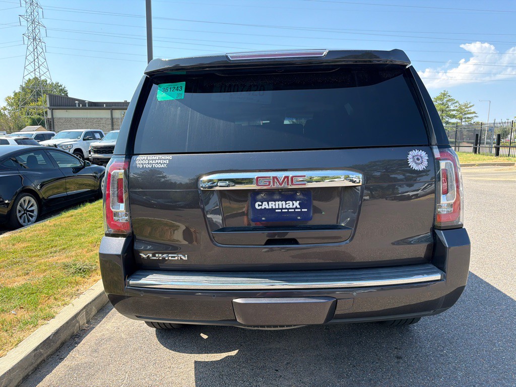 2017 GMC Yukon Image 5