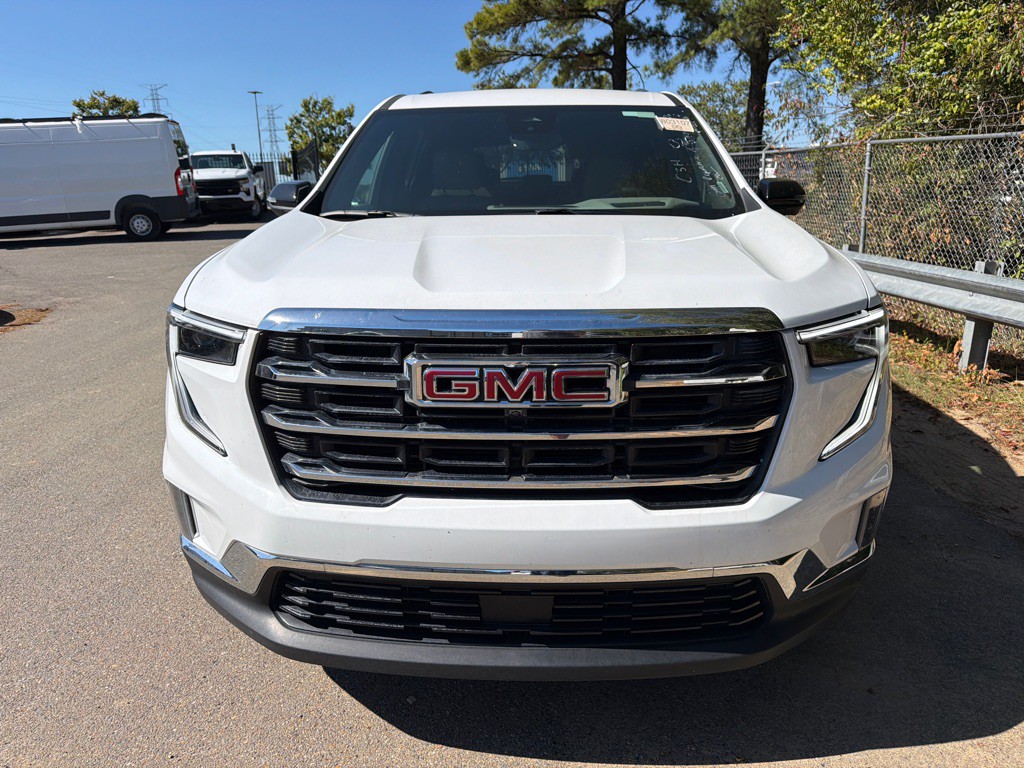 2026 GMC Acadia Image 2