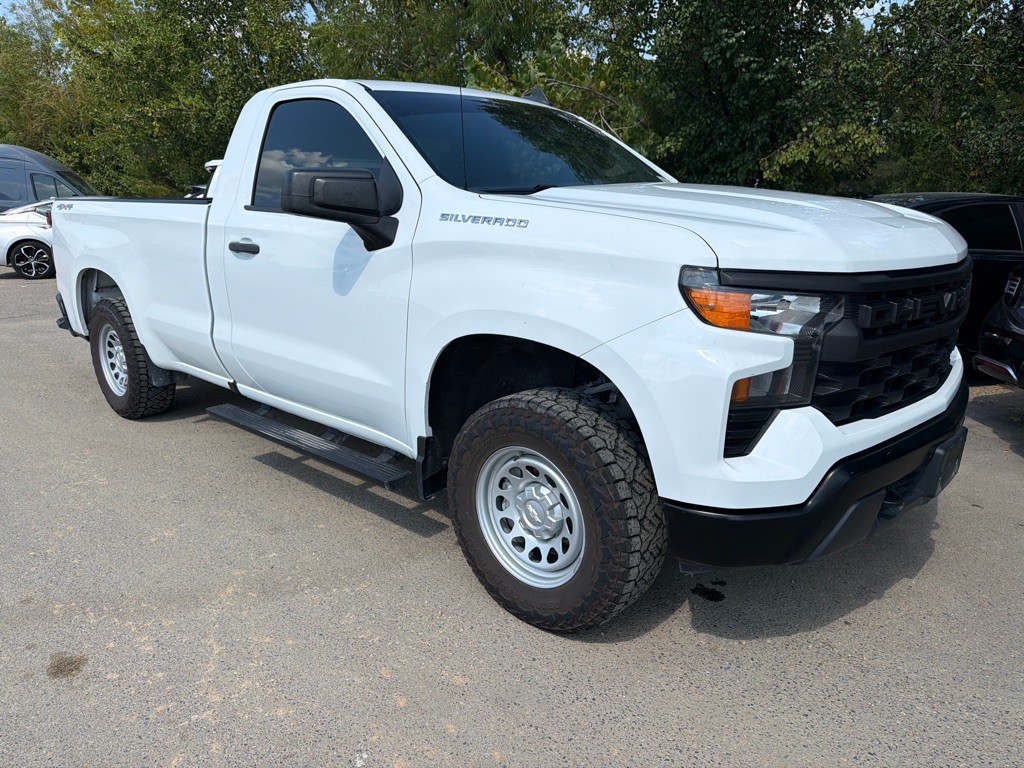 2023 Chevrolet Silverado 1500 Image 3
