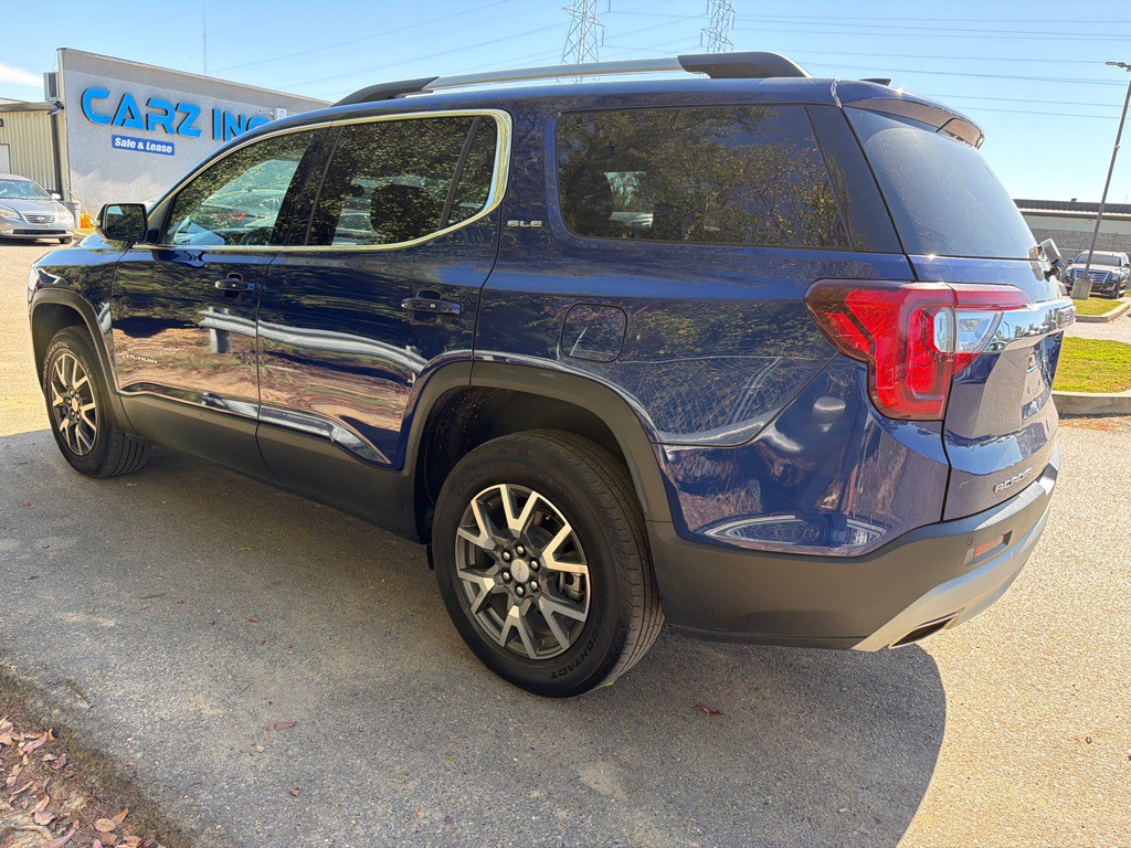 2023 GMC Acadia Image 6