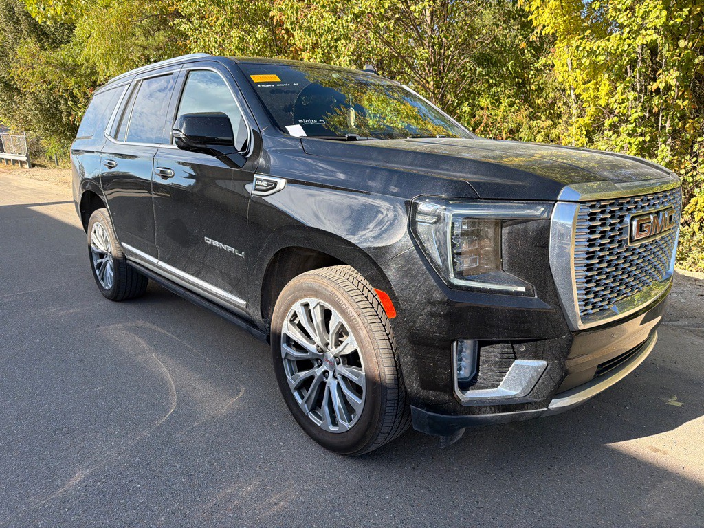 2021 GMC Yukon Image 3