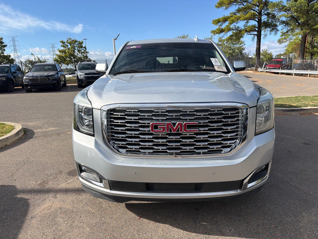 2020 GMC Yukon Image 2