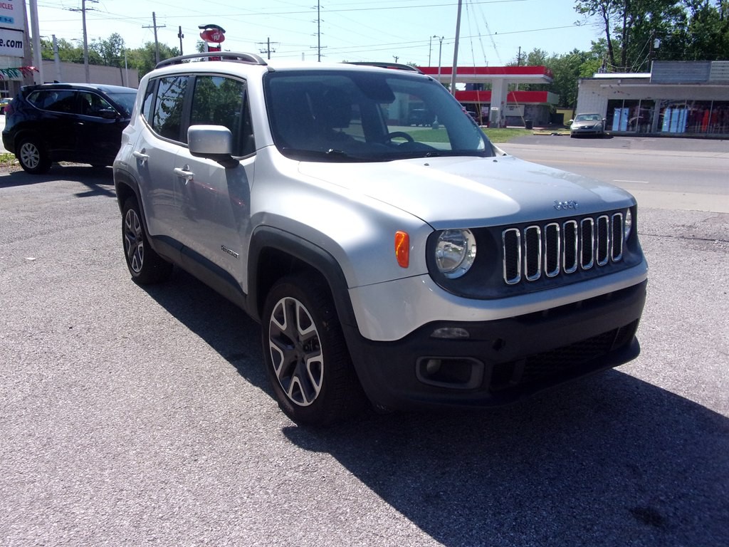 2015 Jeep Renegade Image 2