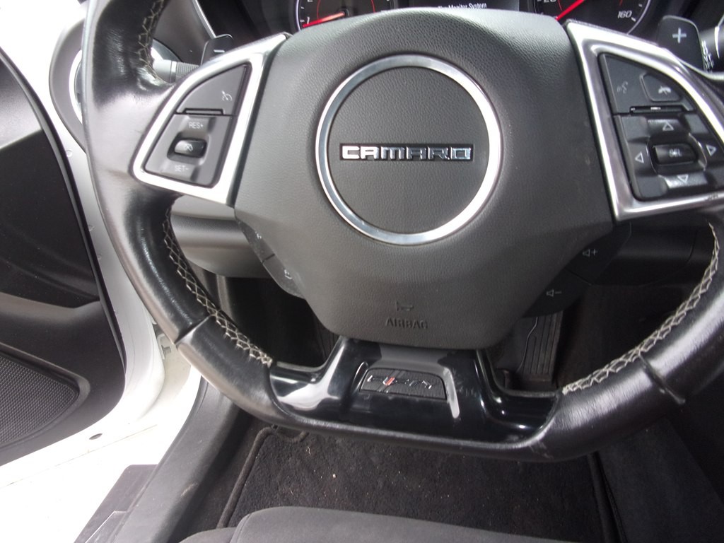 2017 Chevrolet Camaro Image 10