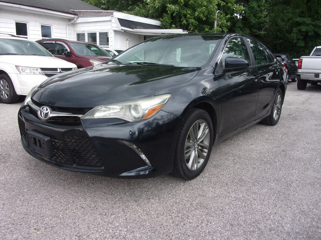 2015 Toyota Camry Image 1