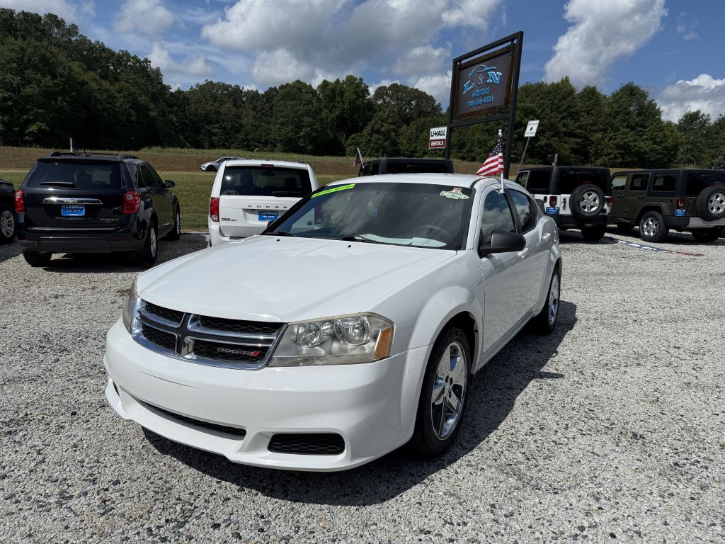 2013 Dodge Avenger Image 1
