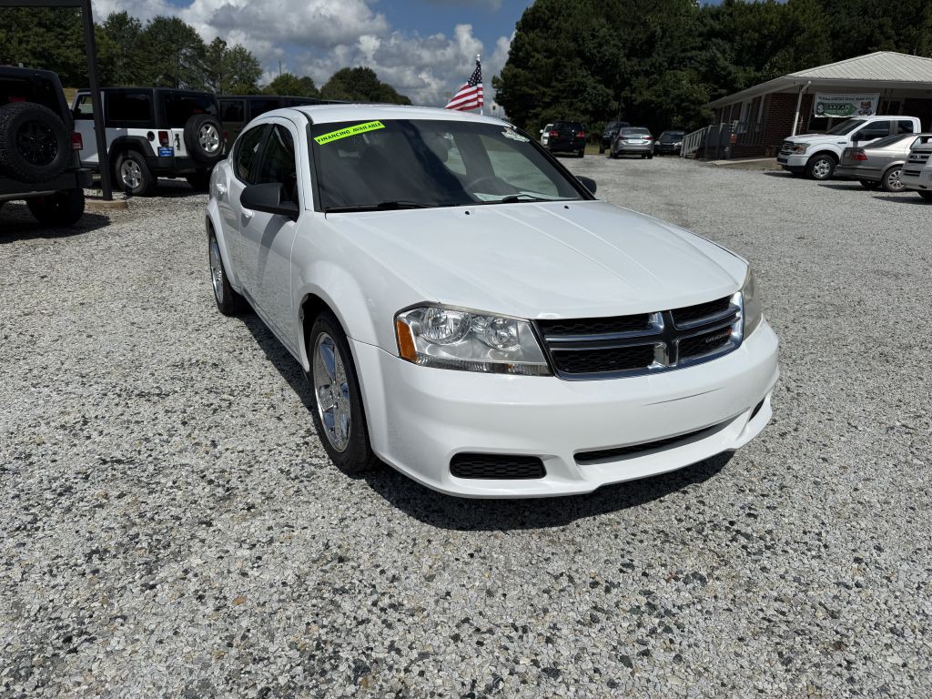 2013 Dodge Avenger Image 2