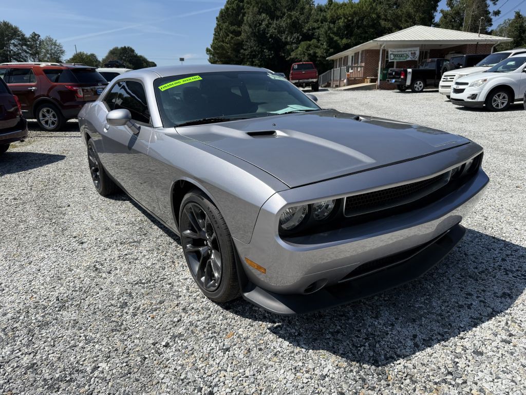 2014 Dodge Challenger Image 2