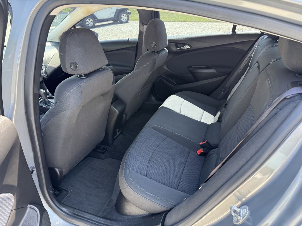 2017 Chevrolet Cruze Image 6