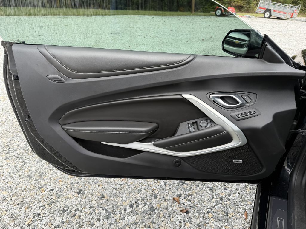 2020 Chevrolet Camaro Image 7