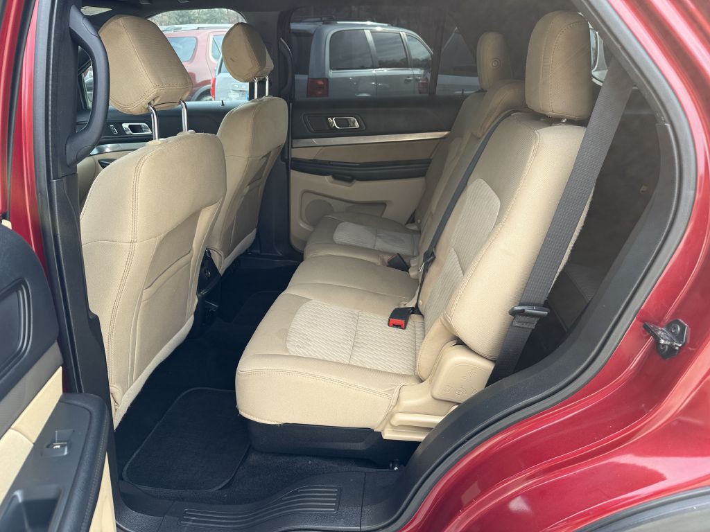 2017 Ford Explorer Image 6