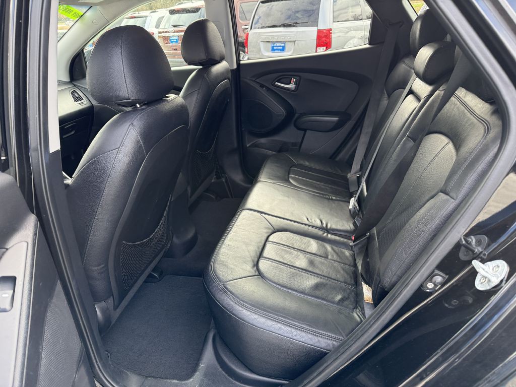 2012 Hyundai Tucson Image 6