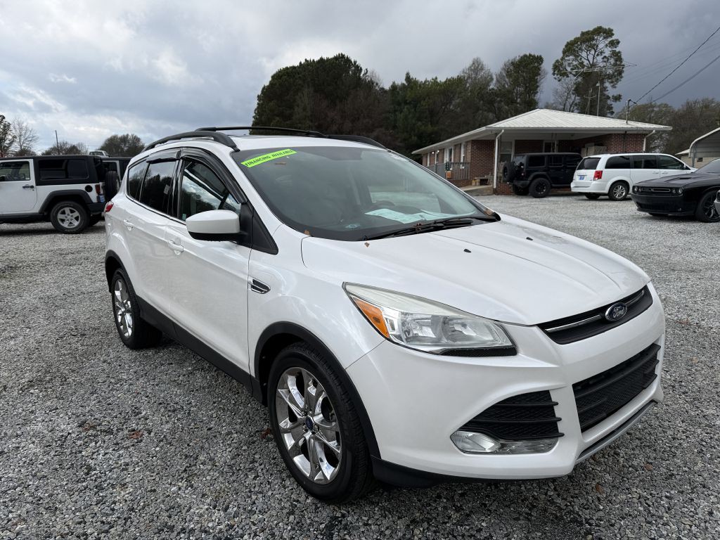 2016 Ford Escape Image 2