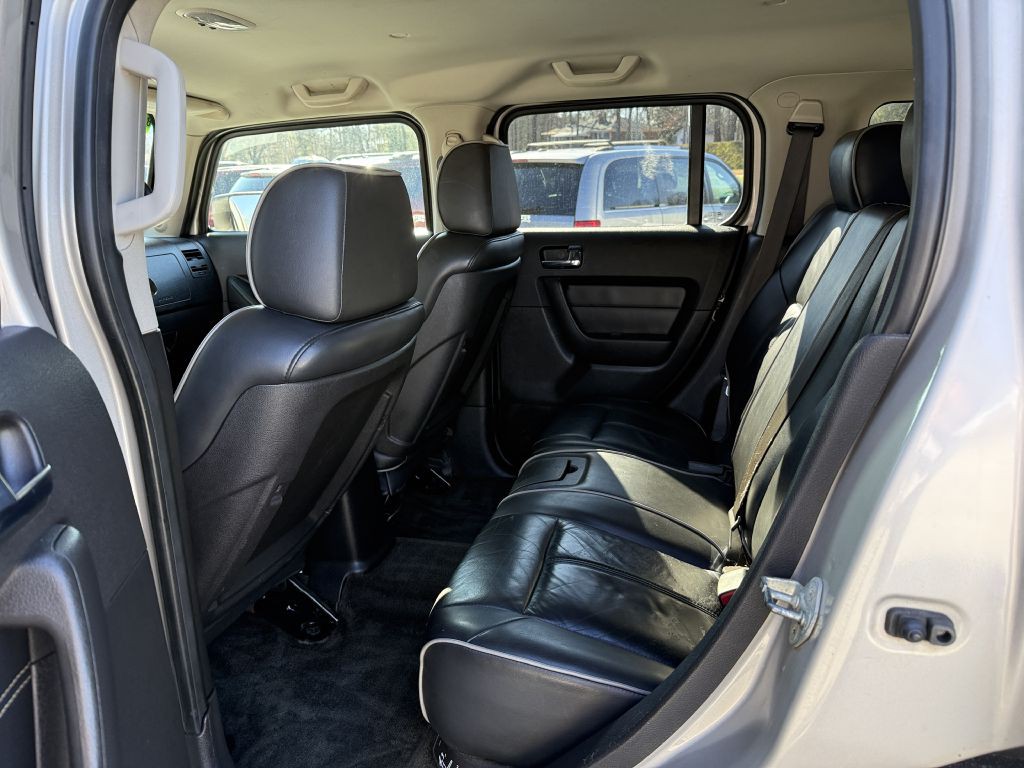 2008 HUMMER H3 Image 6