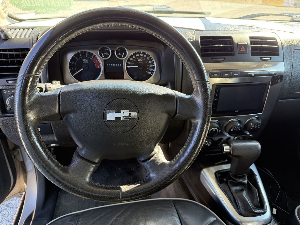 2008 HUMMER H3 Image 8