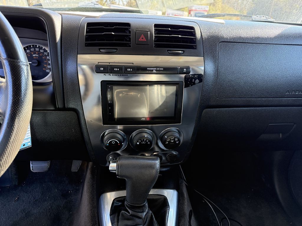 2008 HUMMER H3 Image 9