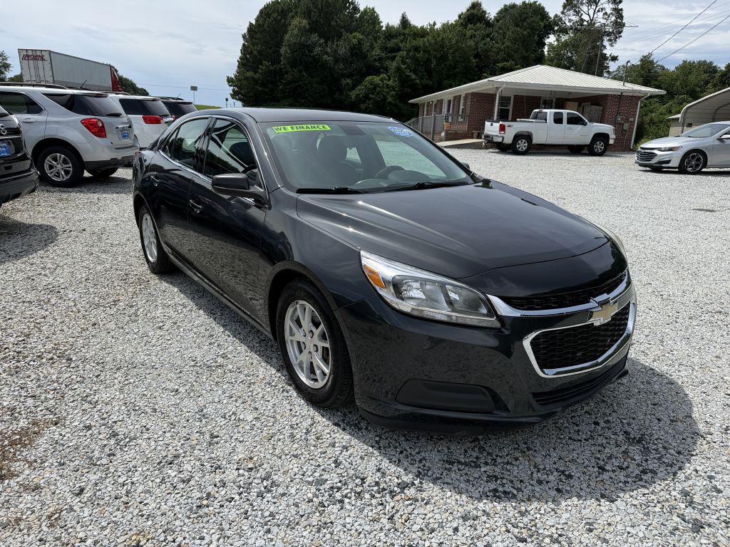 2014 Chevrolet Malibu Image 2