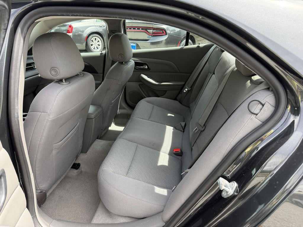 2014 Chevrolet Malibu Image 6