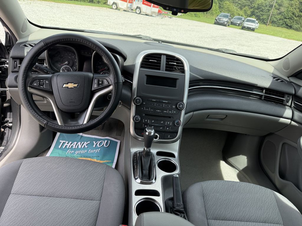 2014 Chevrolet Malibu Image 8