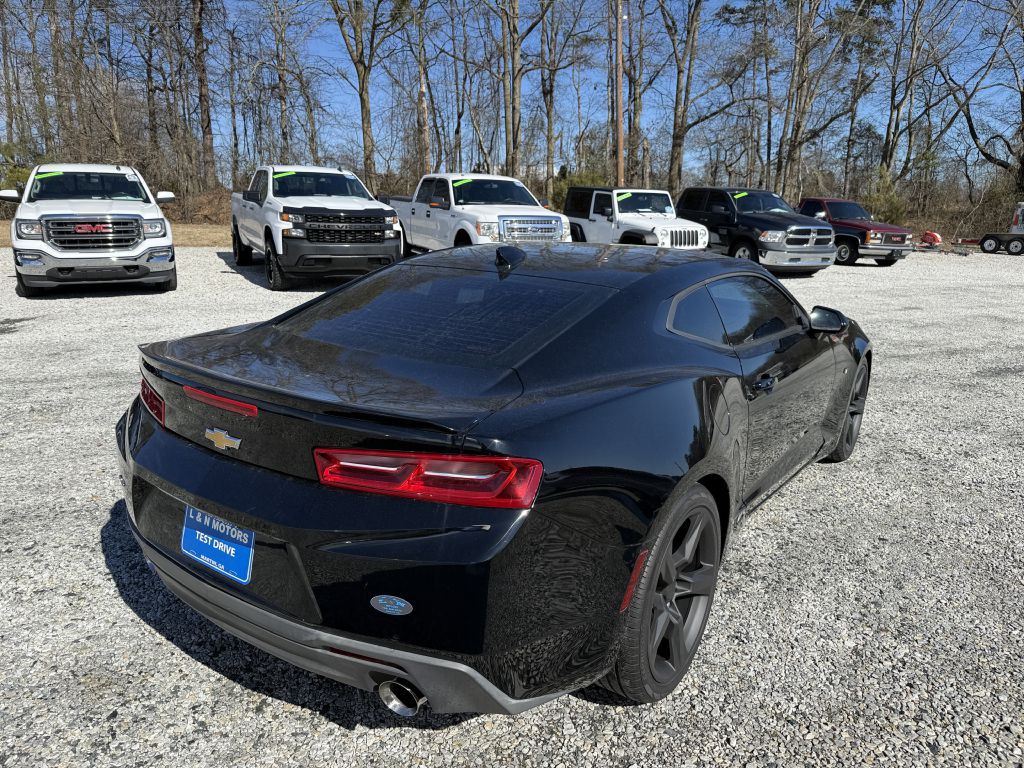 2017 Chevrolet Camaro Image 3