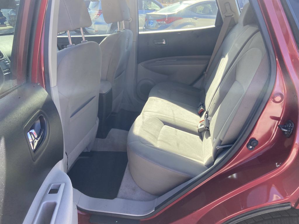 2015 Nissan Rogue Image 6