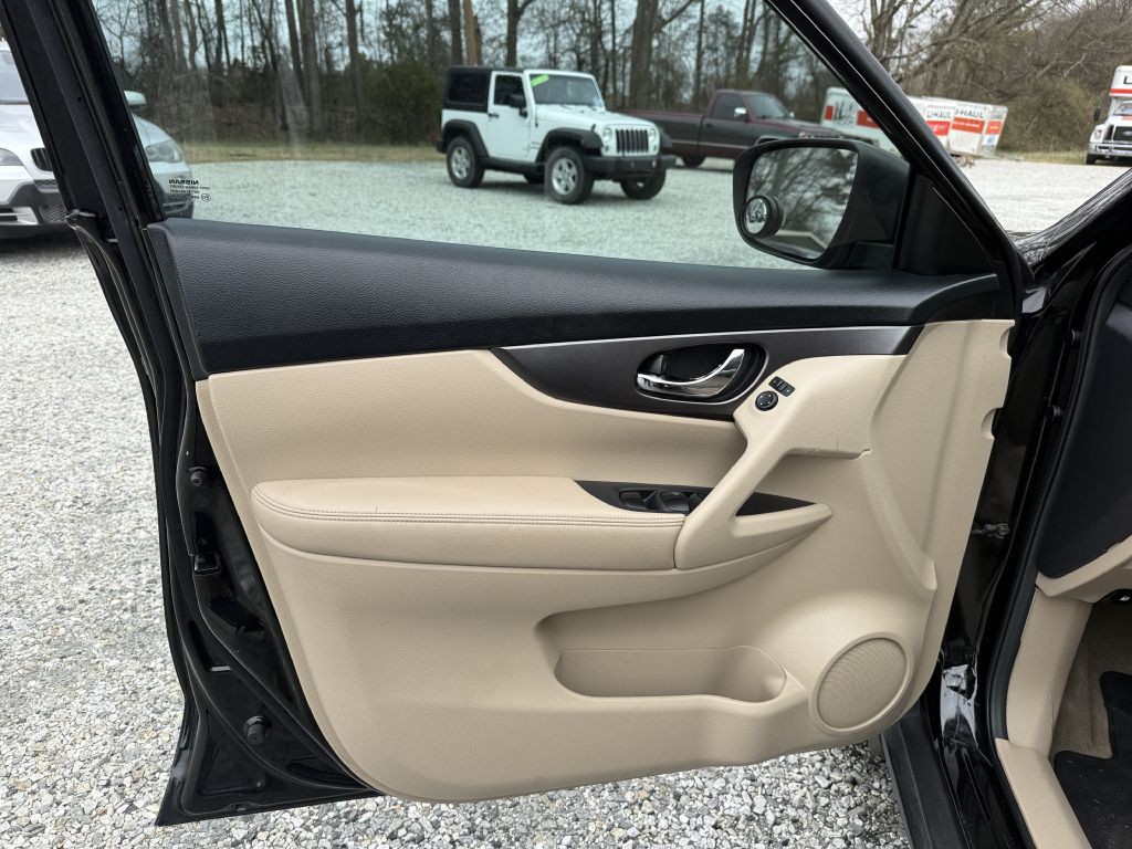 2015 Nissan Rogue Image 10