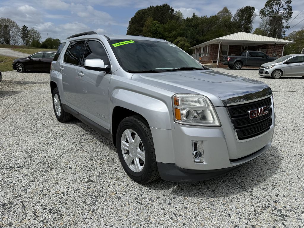 2015 GMC Terrain Image 2