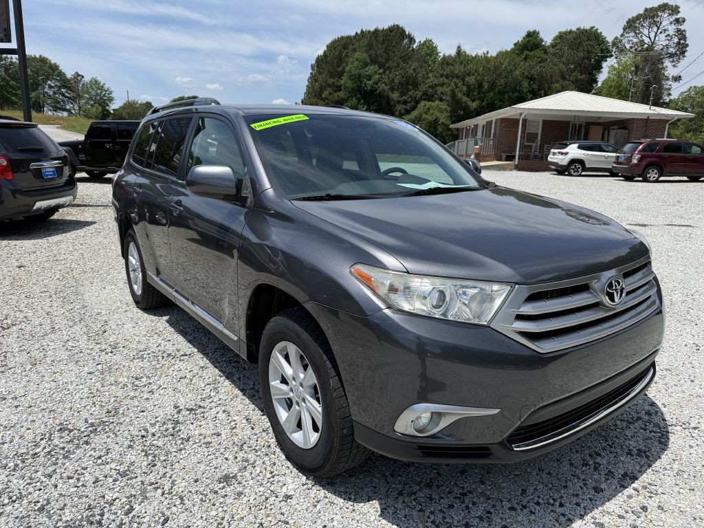 2013 Toyota Highlander Image 2
