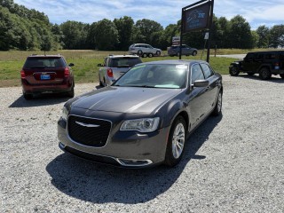 Image for 2017 Chrysler 300 Limited ID: 7410389