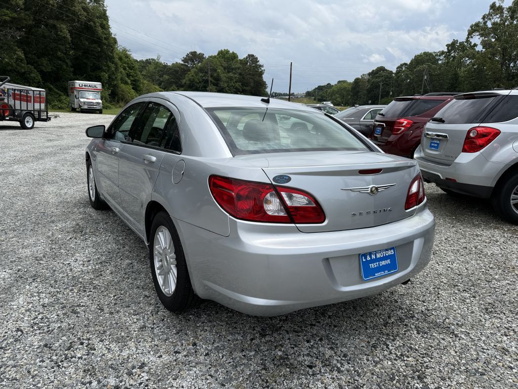 2007 Chrysler Sebring Image 4
