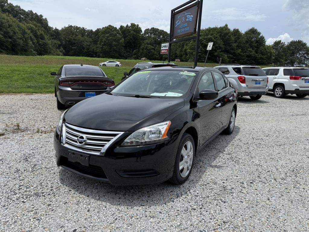 2015 Nissan Sentra Image 1