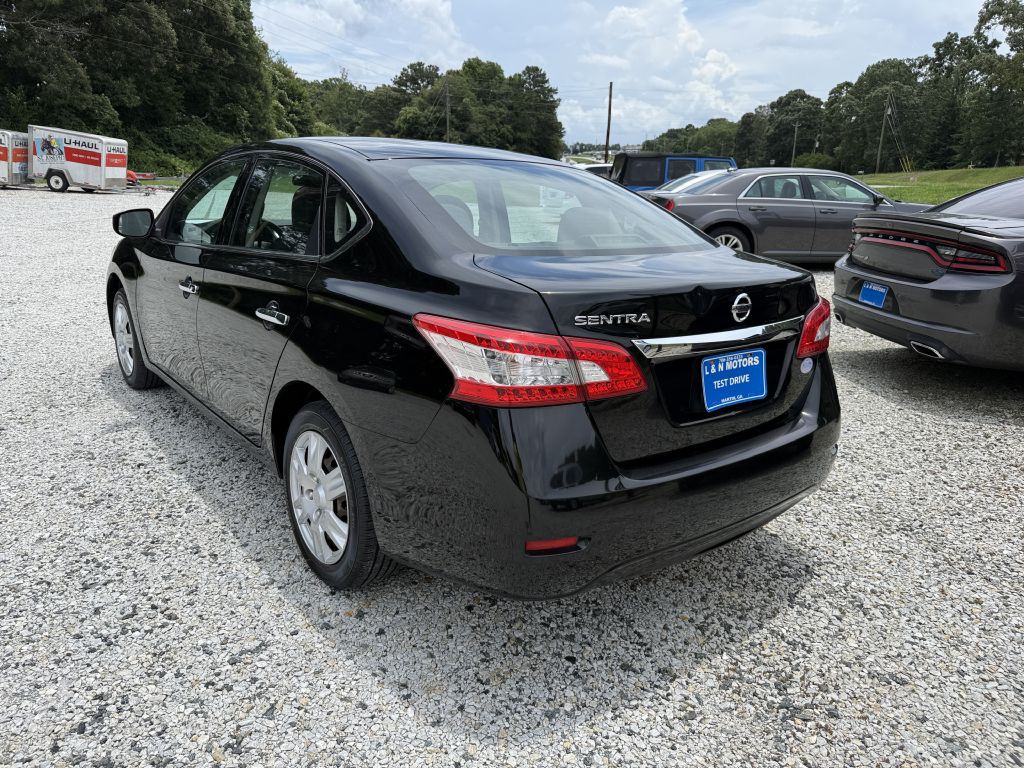 2015 Nissan Sentra Image 4