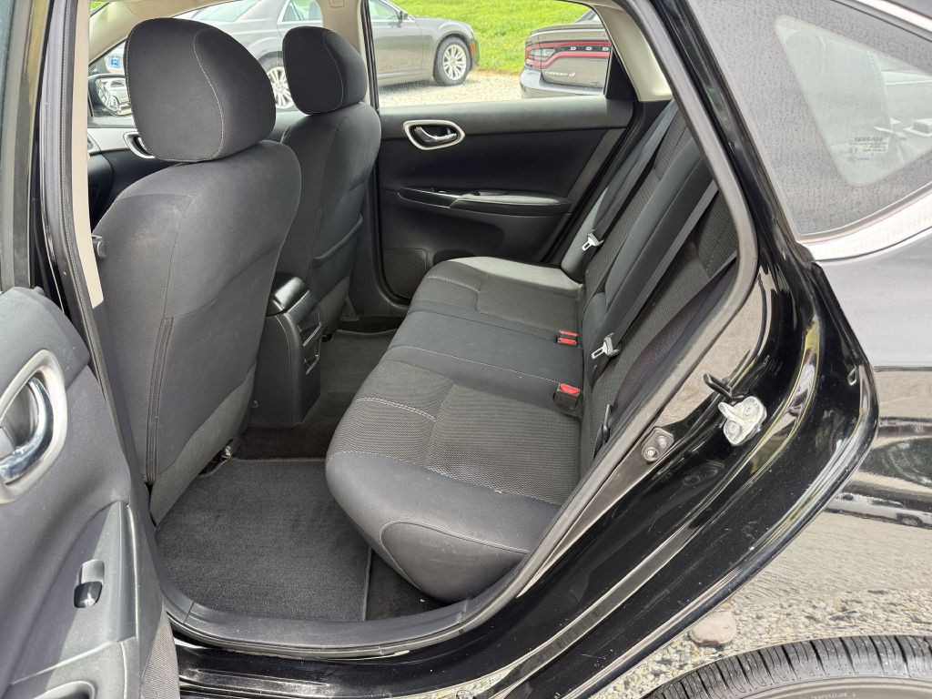 2015 Nissan Sentra Image 6