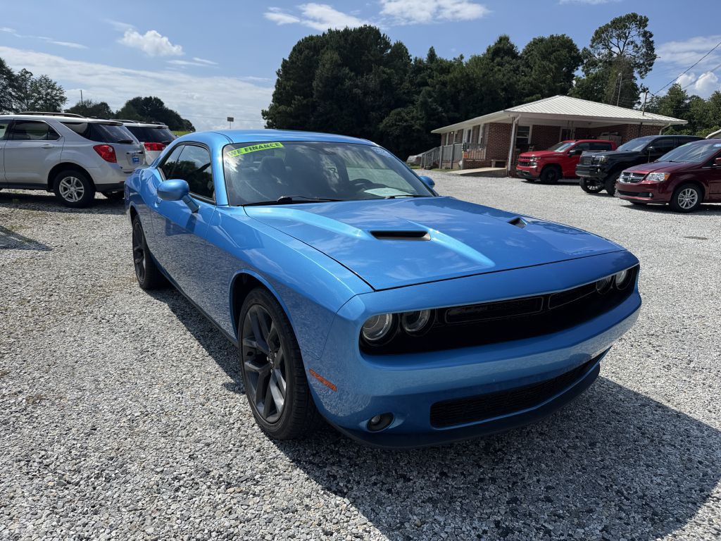 2019 Dodge Challenger Image 2