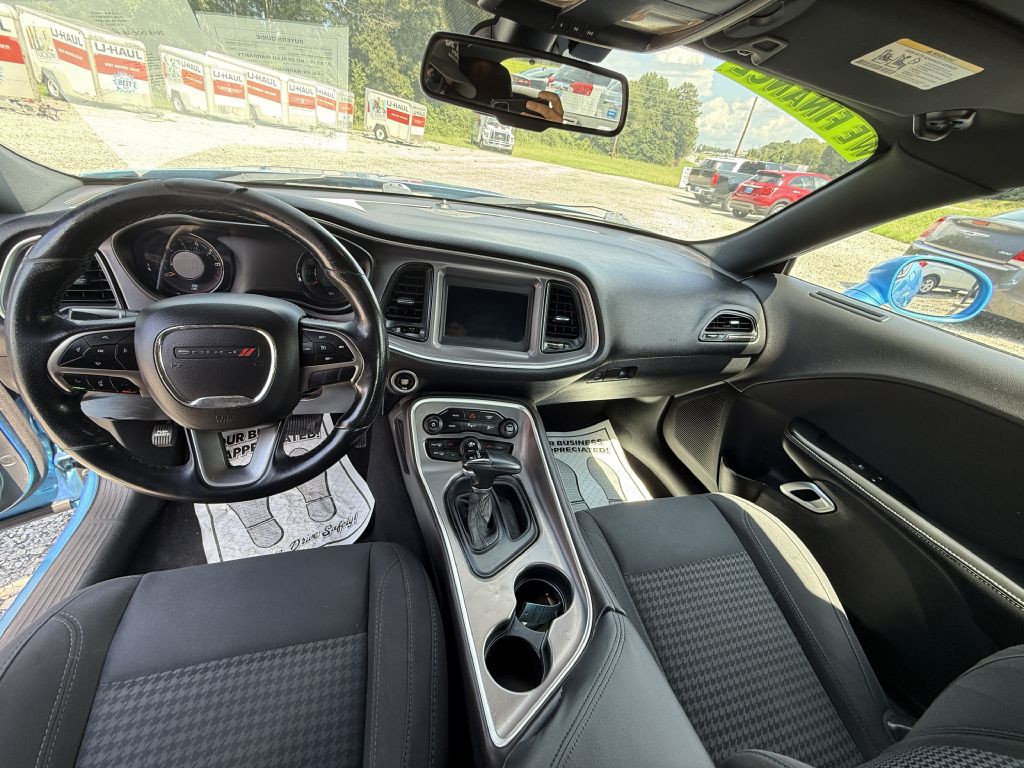 2019 Dodge Challenger Image 7