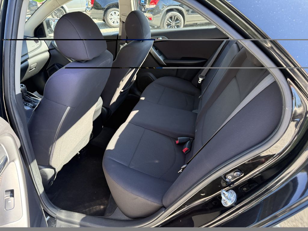 2013 Kia Forte Image 6