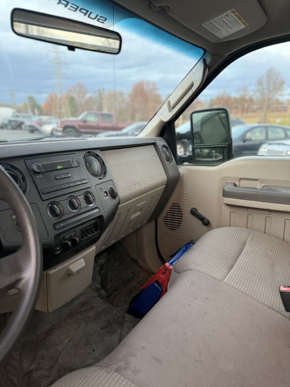 2008 Ford F-350 Image 12