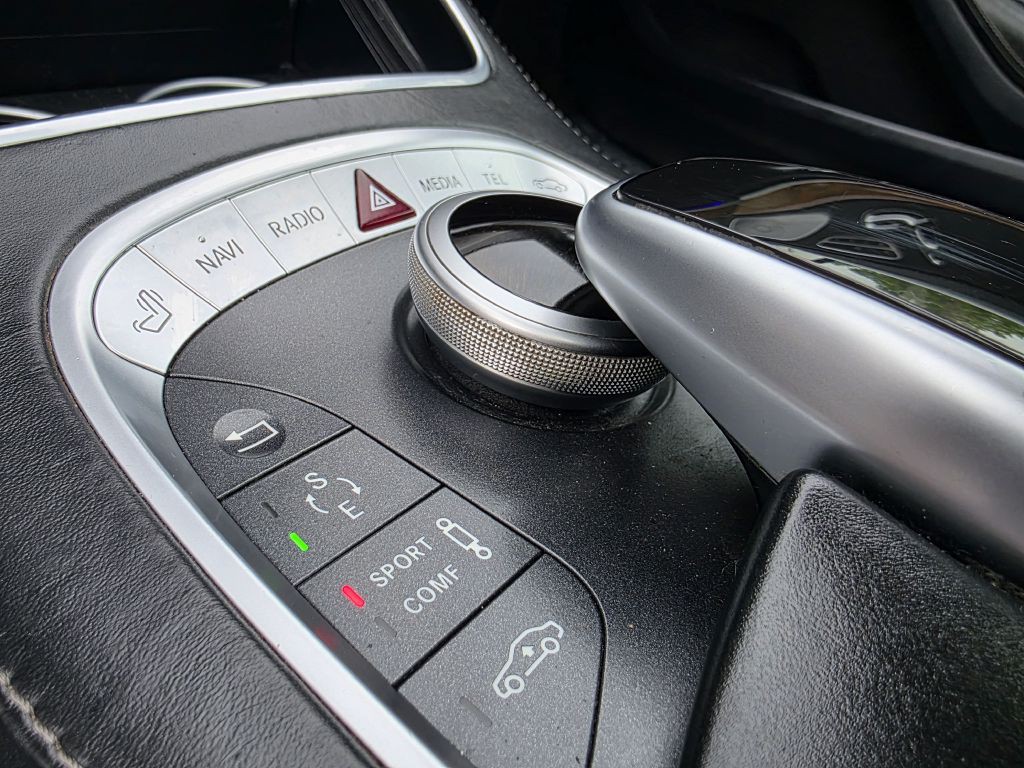 2016 Mercedes-Benz S-Class Image 34