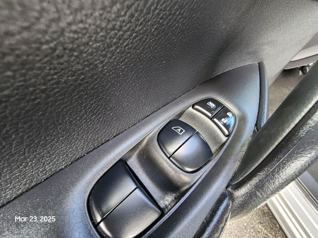 2021 Nissan Rogue Image 17