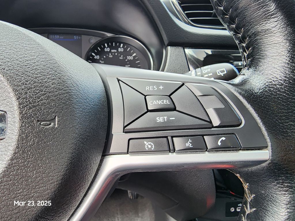 2021 Nissan Rogue Image 32