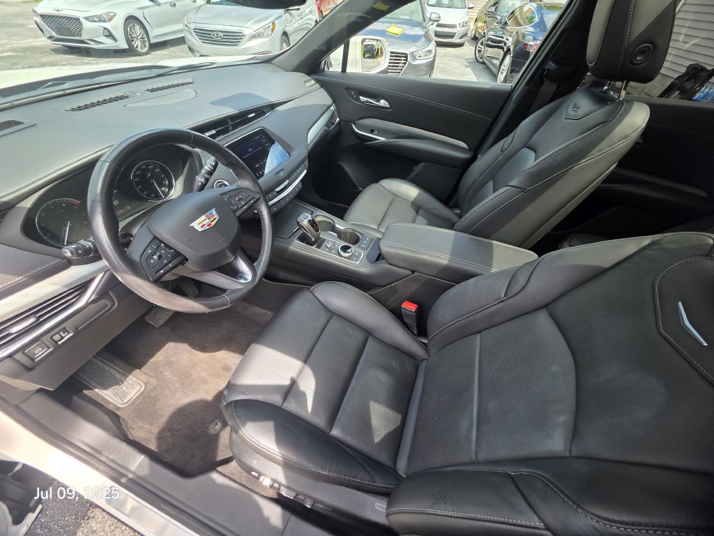 2019 Cadillac XT4 Image 18